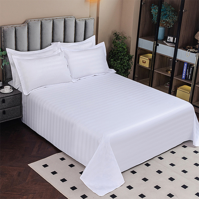 Простыня на резинке белая