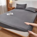 Простыня на резинке темно-серая (2)