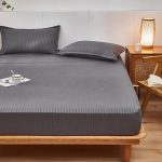 Простыня на резинке темно-серая (3)