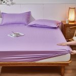 Простыня на резинке фиолетовая (9)