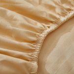 Простыня на резинке верблюжьего цвета (1)