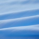 Простыня на резинке синяя (10)